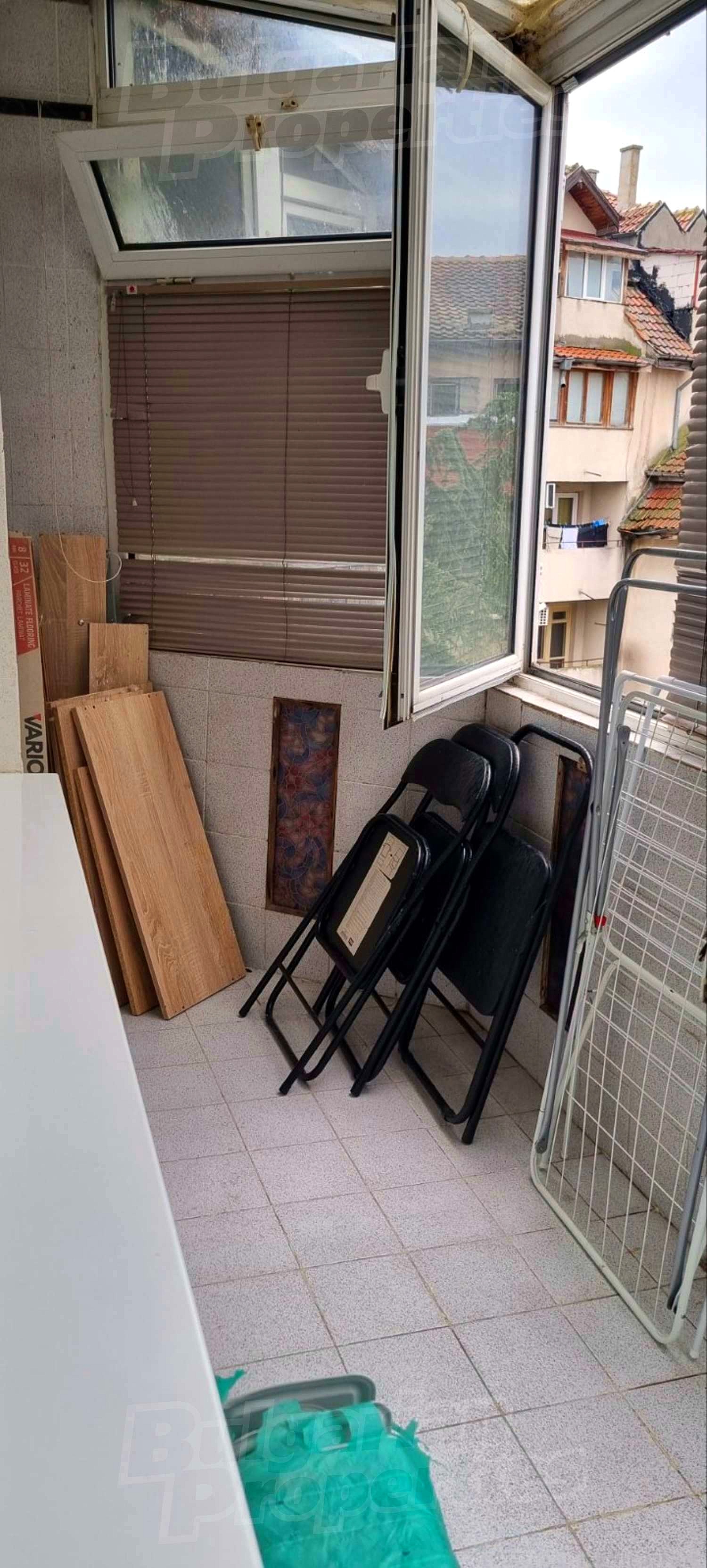 Gallery Picture 16
