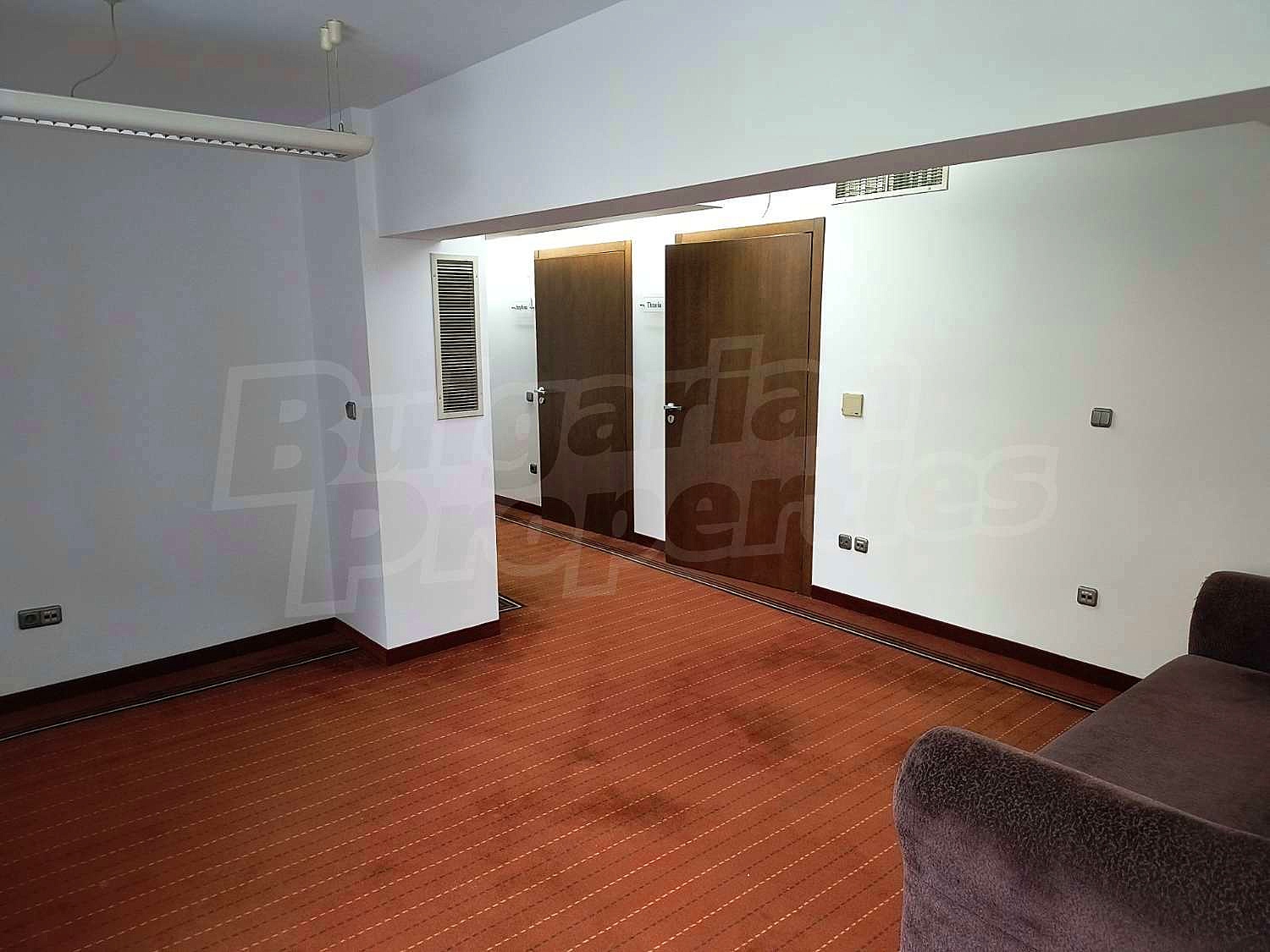 Gallery Picture 3