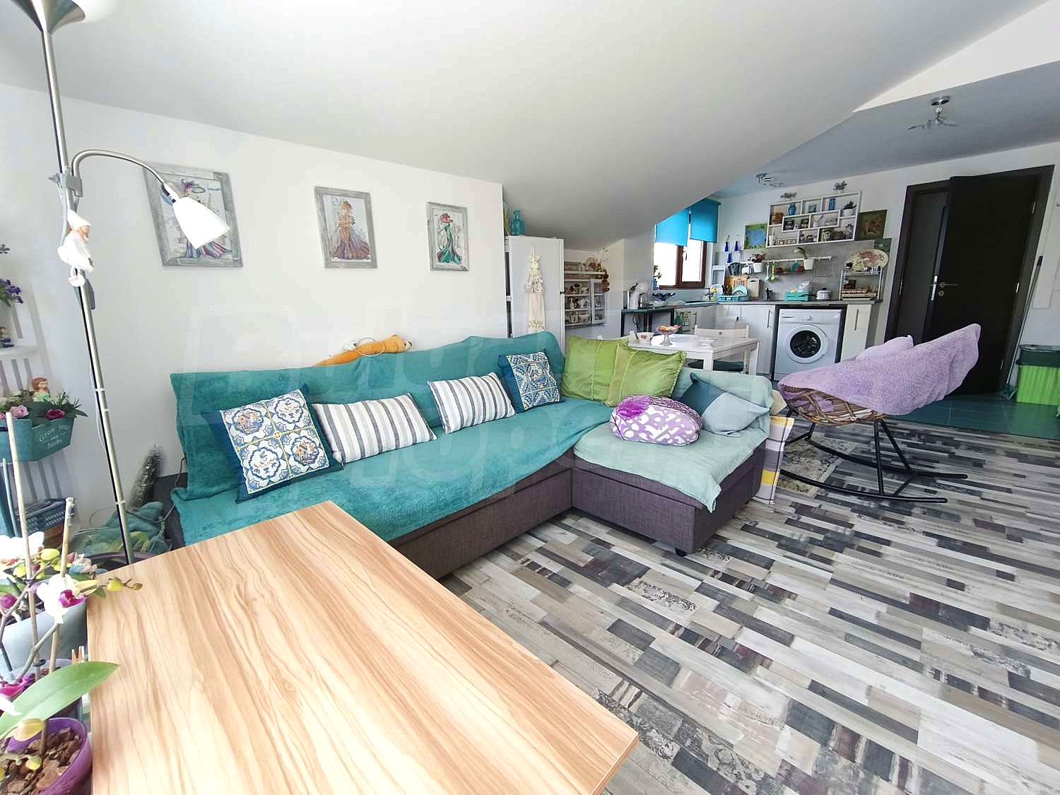 Gallery Picture 2