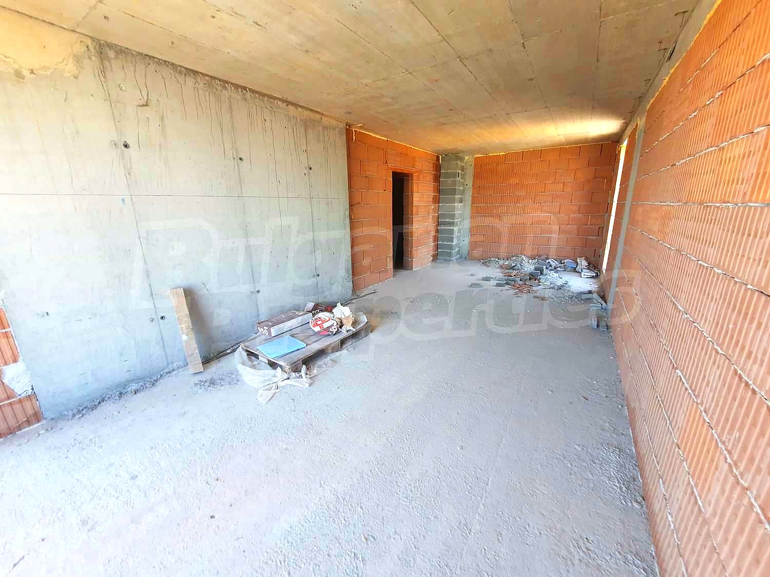 Gallery Picture 5