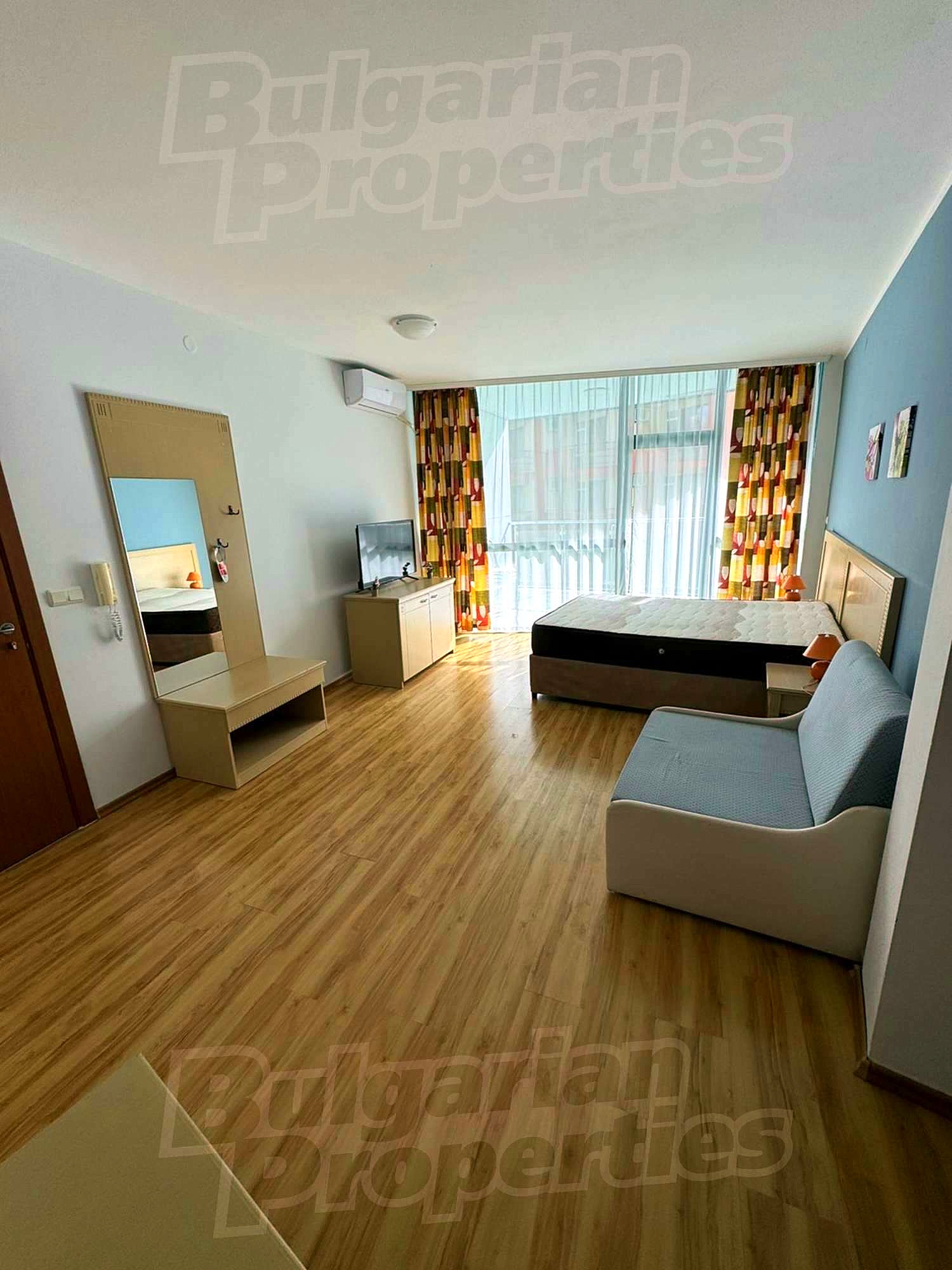 Gallery Picture 2