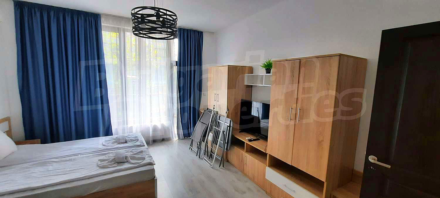 Gallery Picture 36