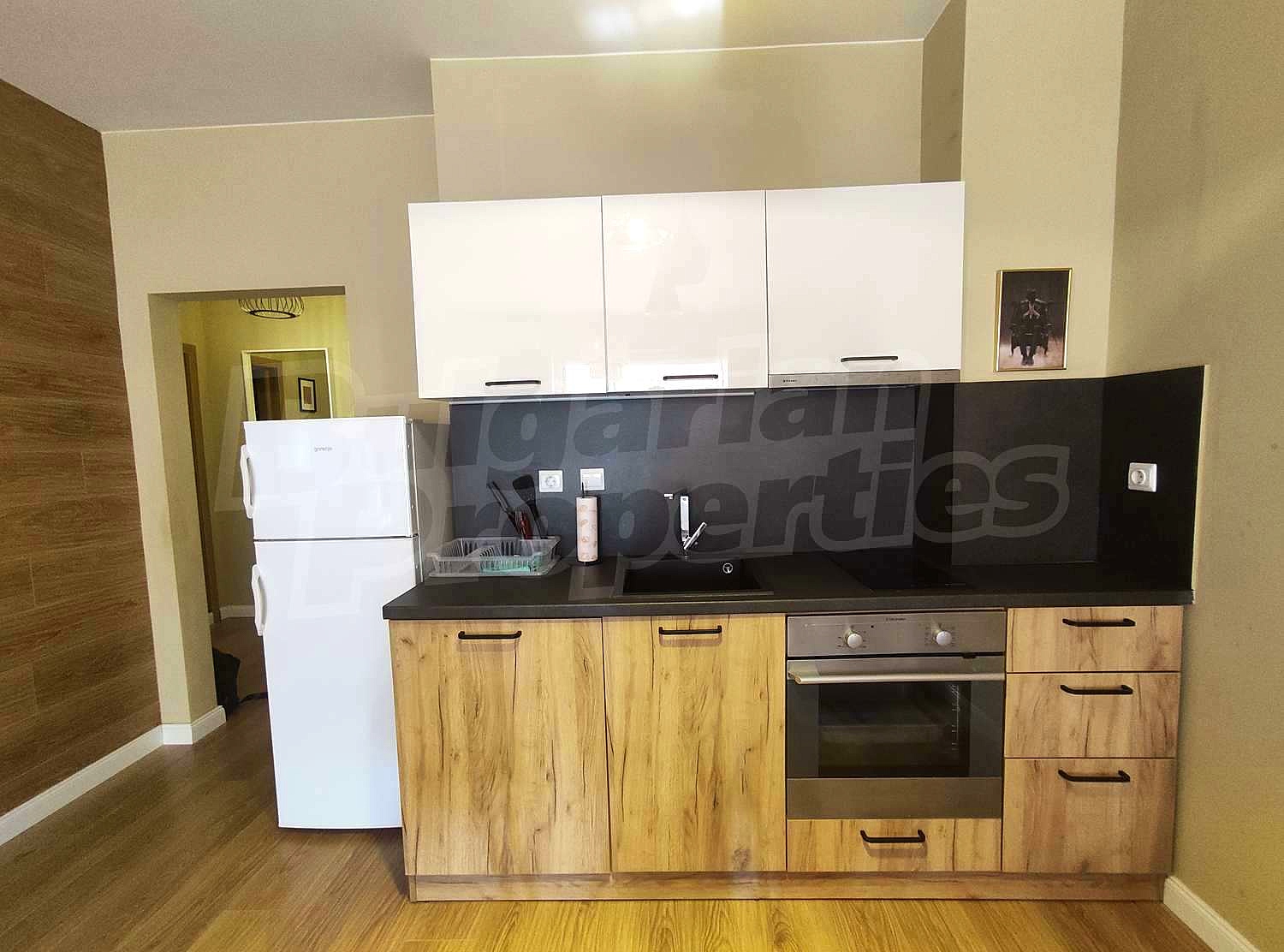 Gallery Picture 4