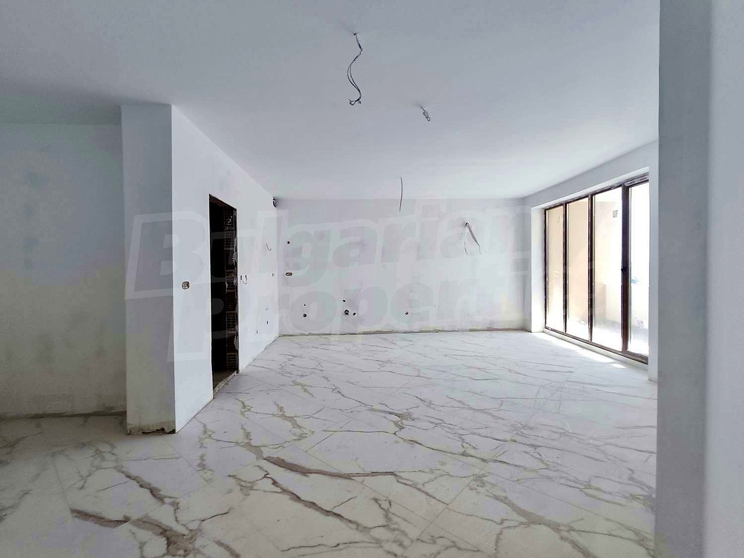 Gallery Picture 35