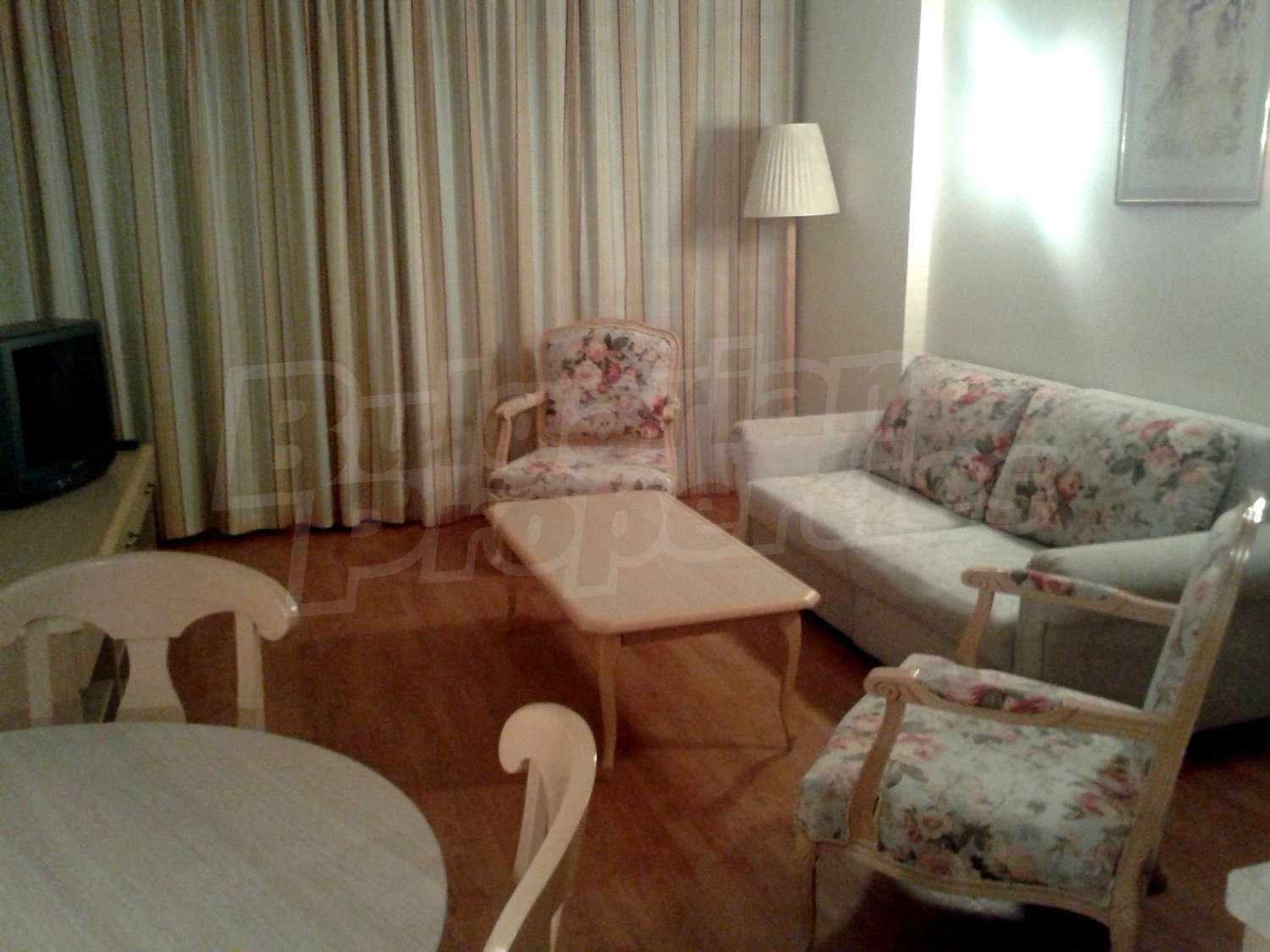 Gallery Picture 2