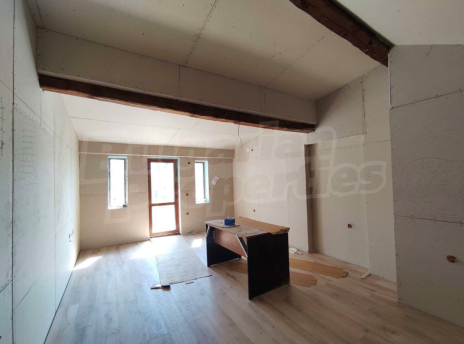 Gallery Picture 2