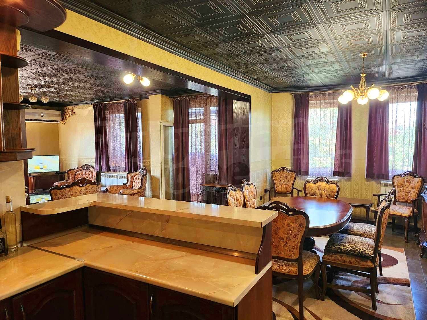 Gallery Picture 2