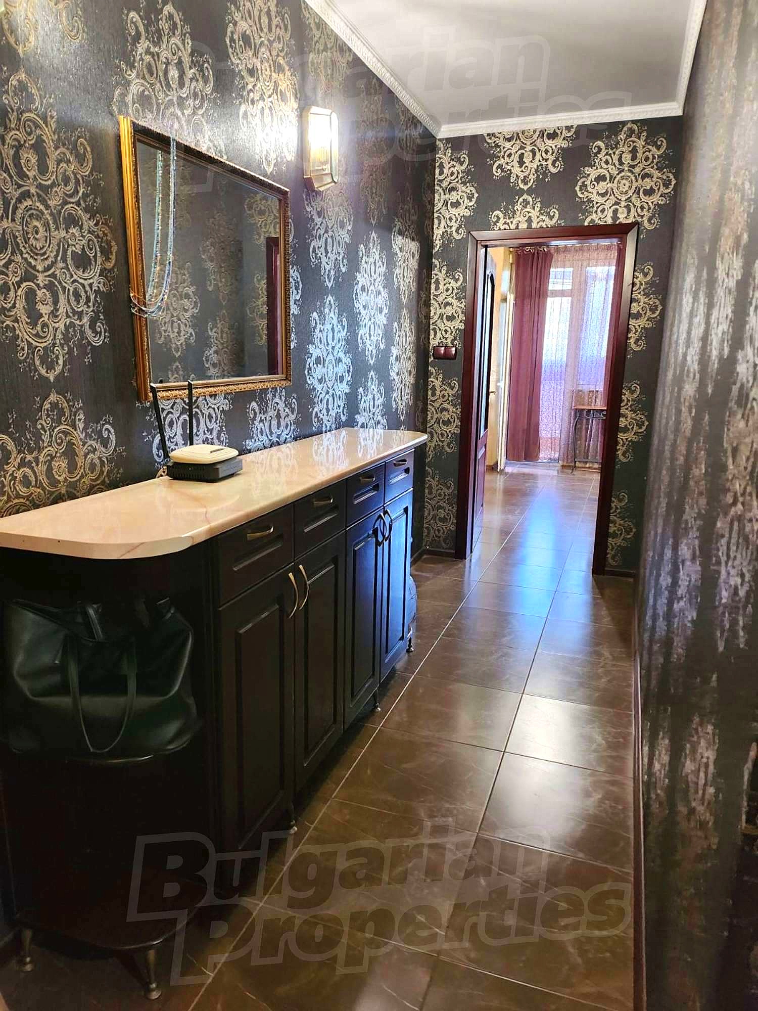 Gallery Picture 11