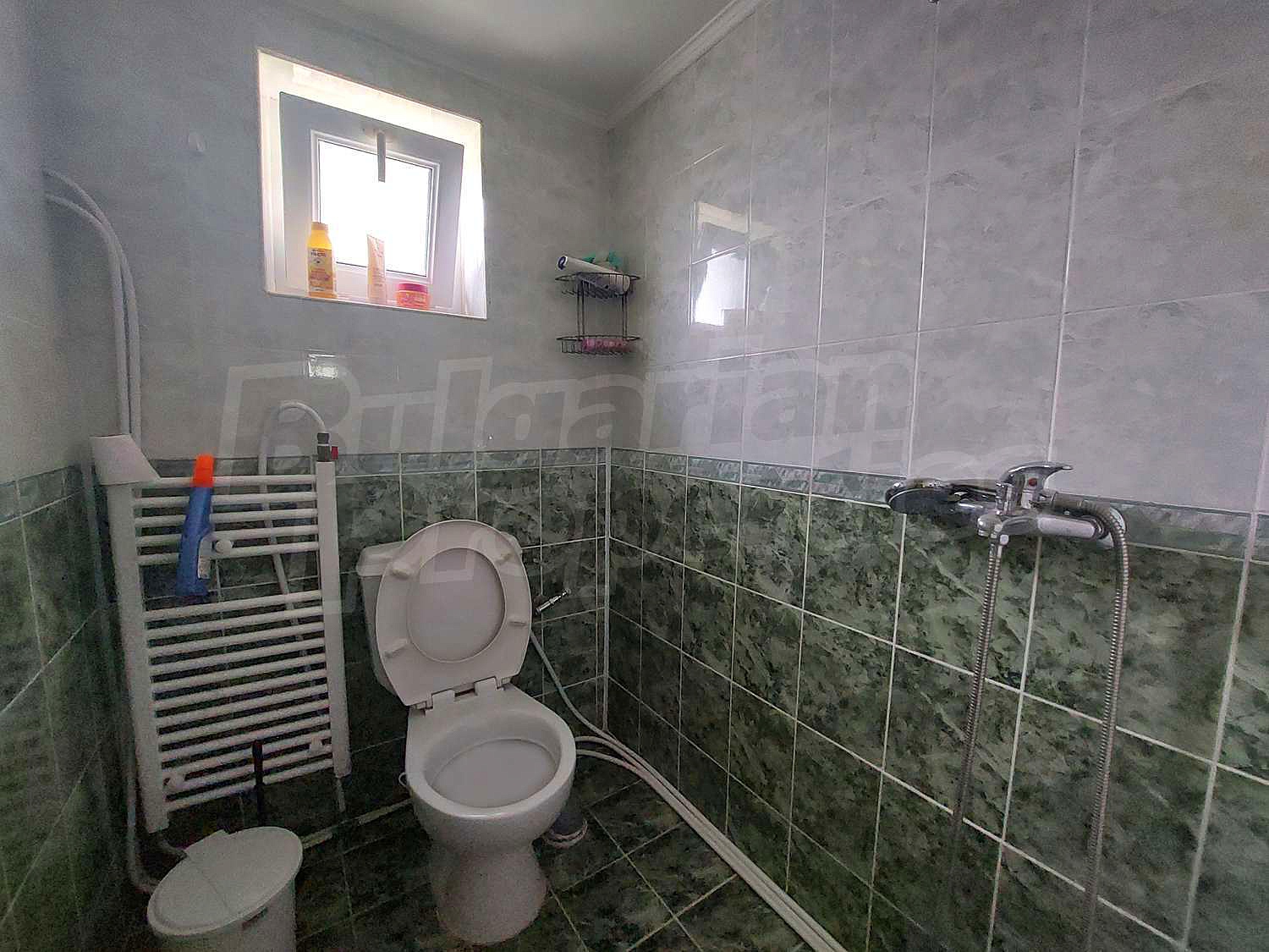 Gallery Picture 5