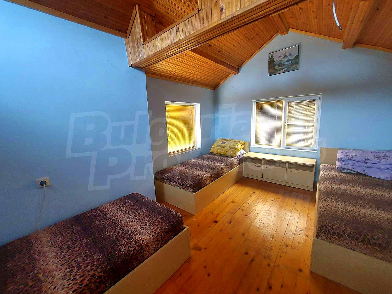 Gallery Picture 2
