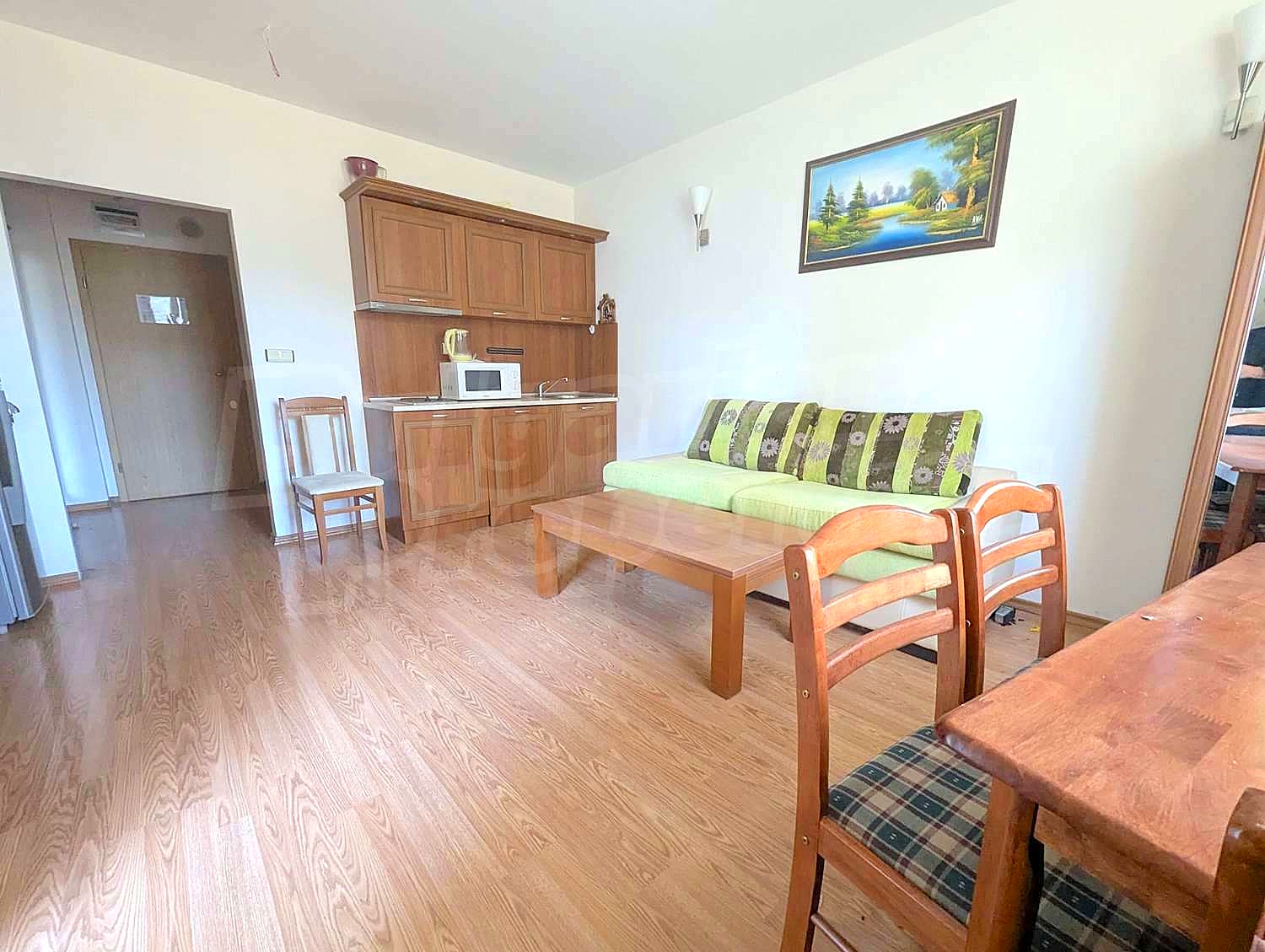 Gallery Picture 5
