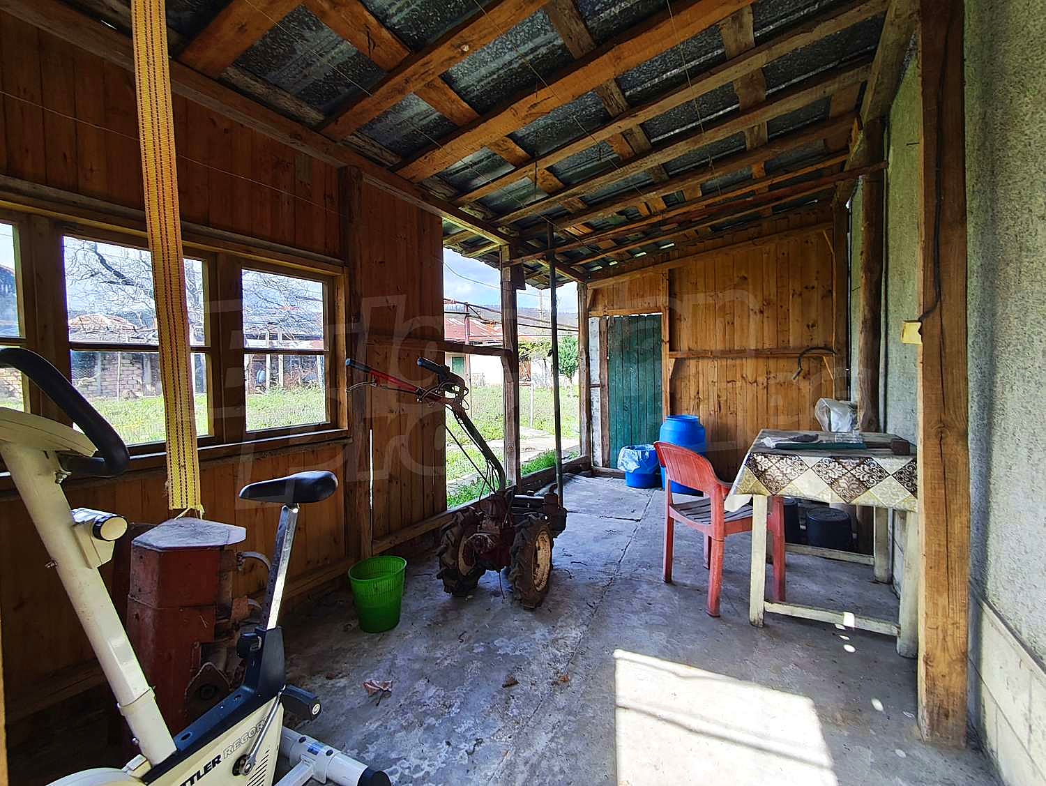 Gallery Picture 35