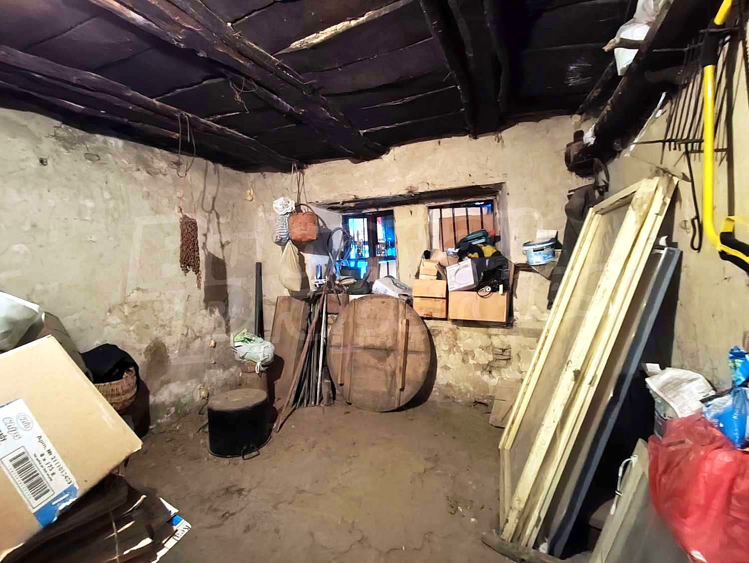 Gallery Picture 33