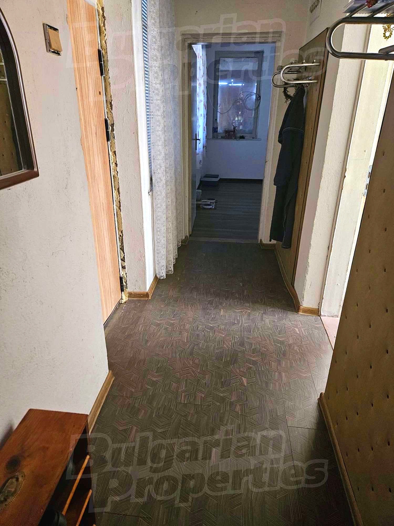 Gallery Picture 14