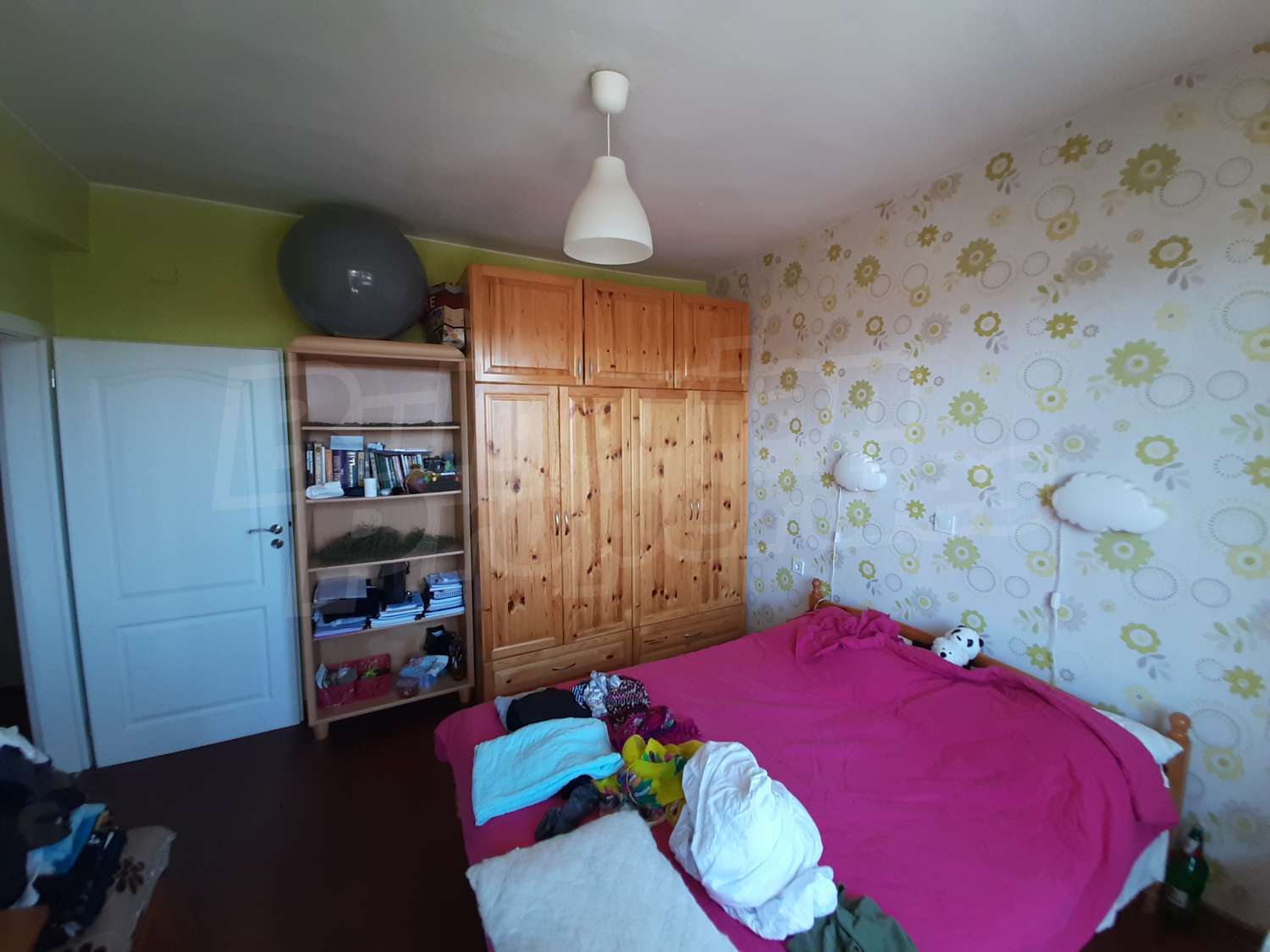 Gallery Picture 10
