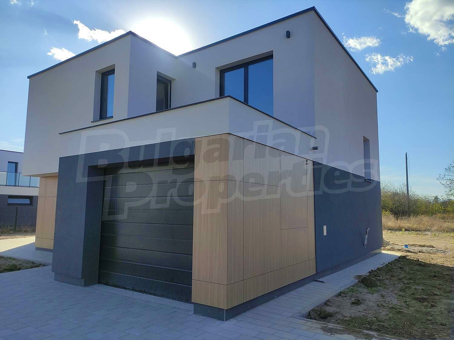 Gallery Picture 14