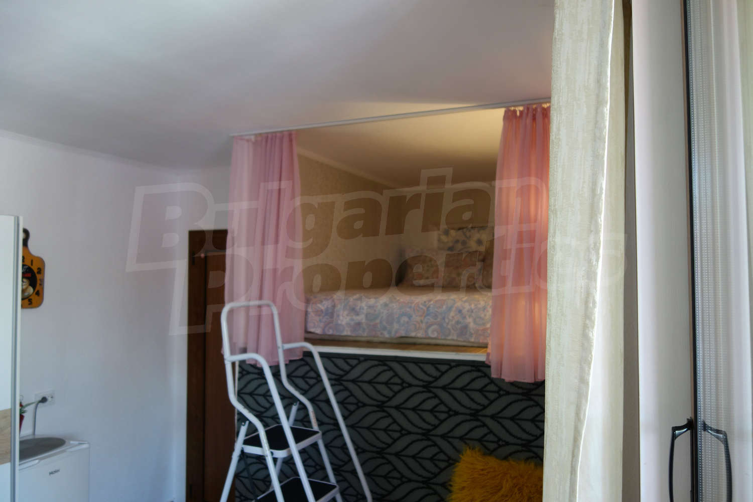 Gallery Picture 18
