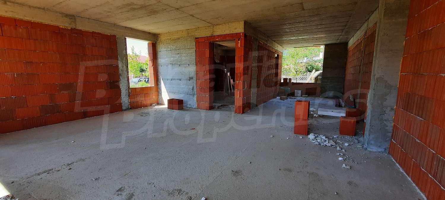 Gallery Picture 4