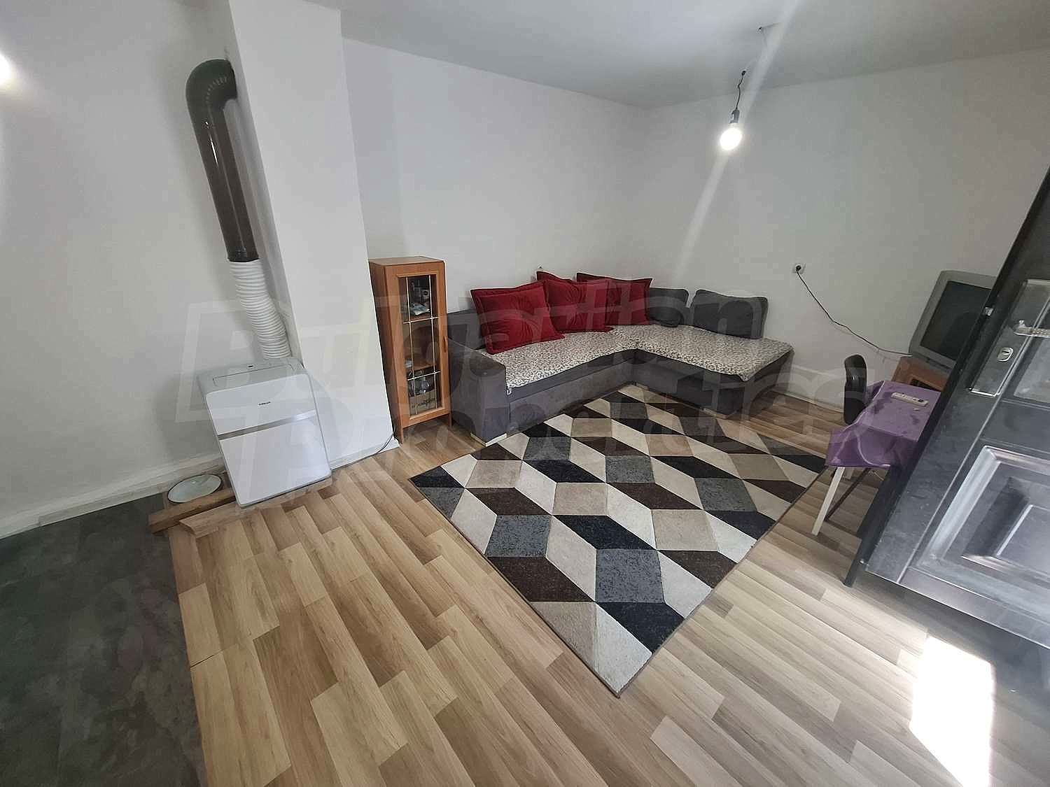 Gallery Picture 2