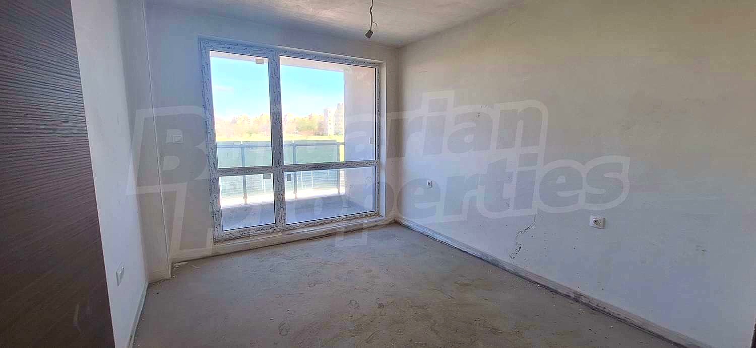 Gallery Picture 5
