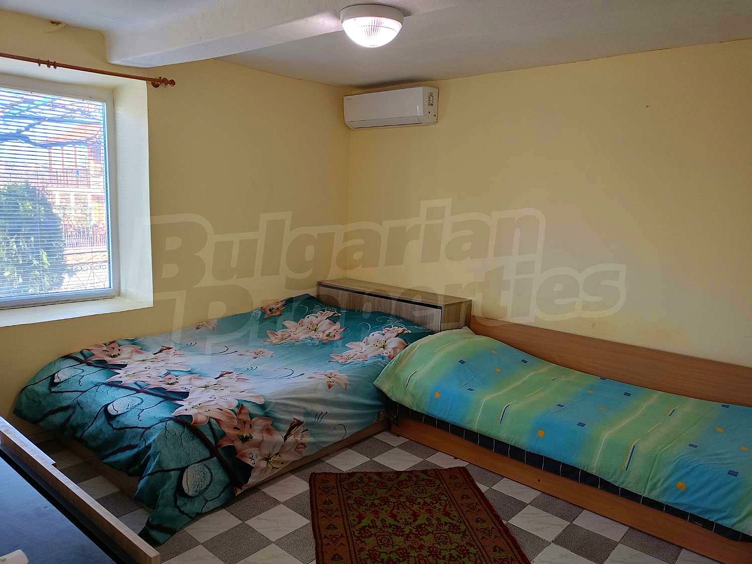 Gallery Picture 16
