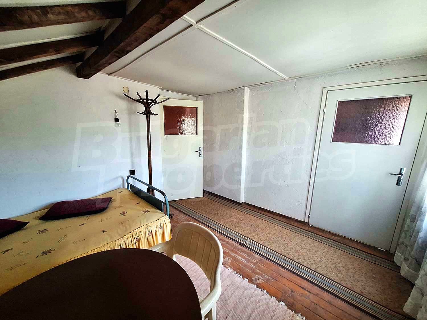 Gallery Picture 19