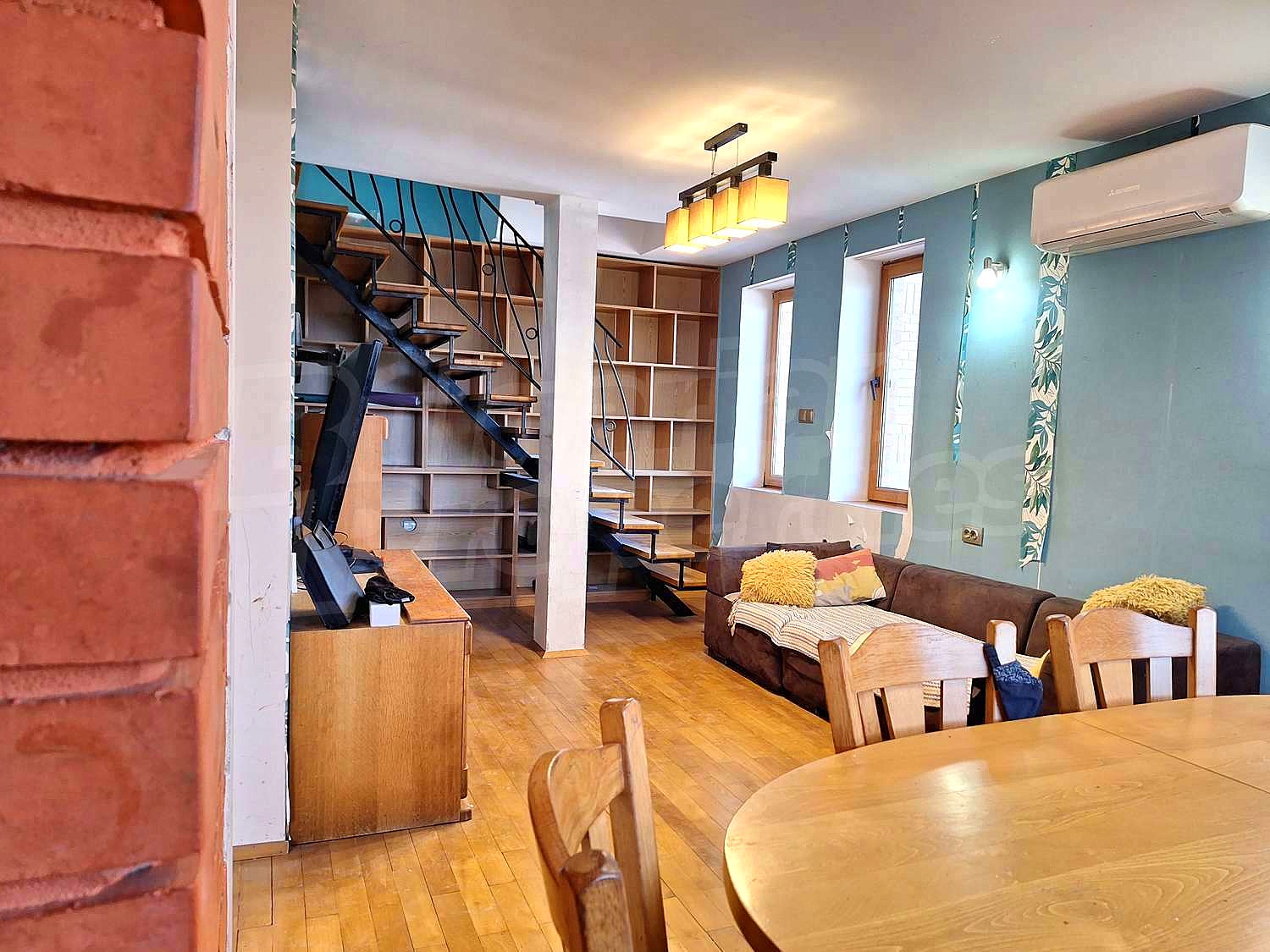 Gallery Picture 2