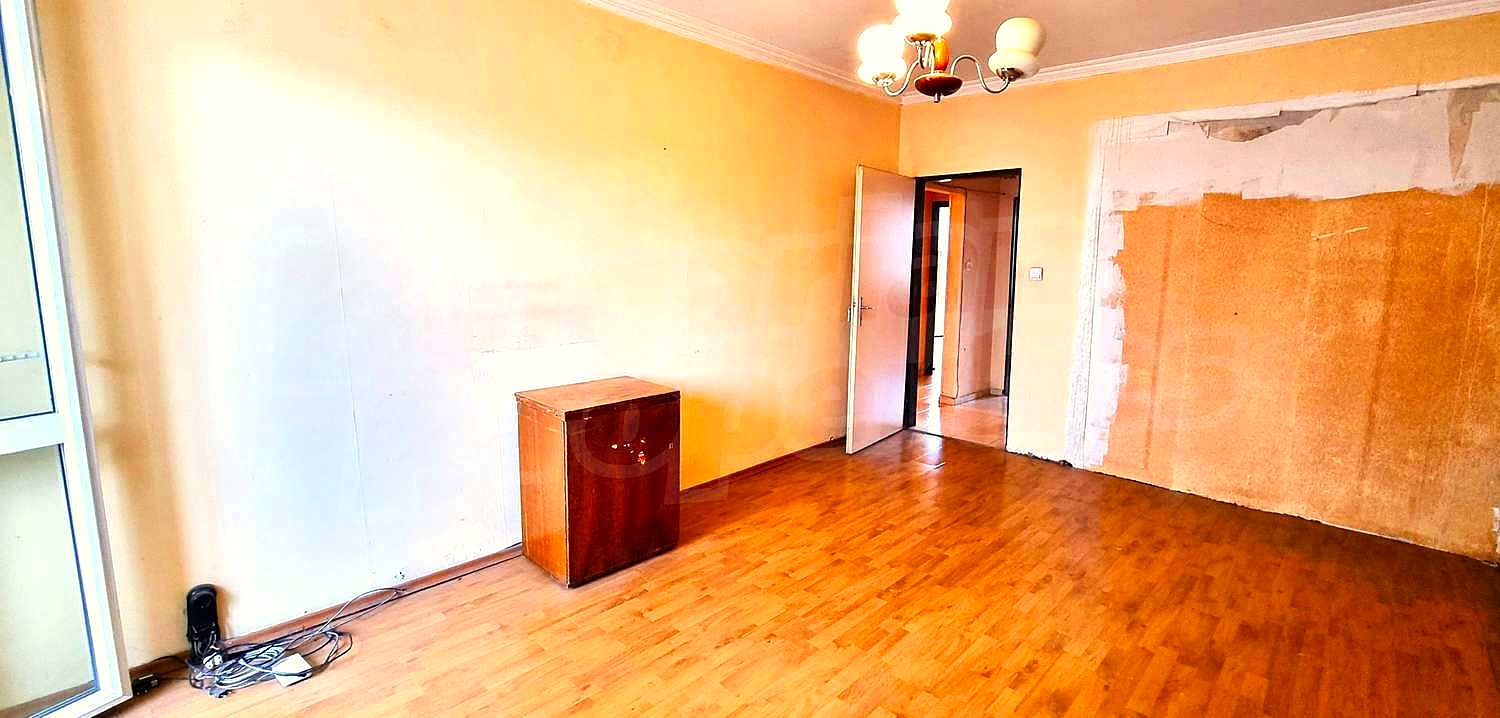 Gallery Picture 15