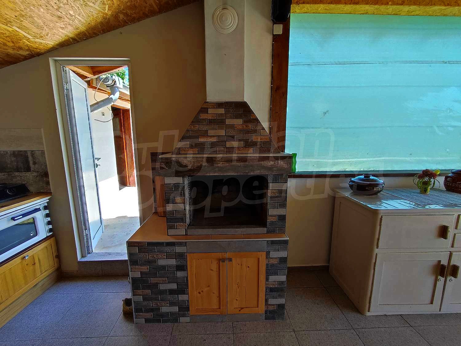 Gallery Picture 16