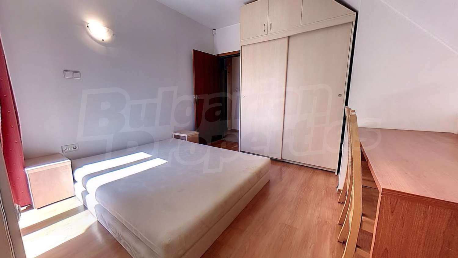 Gallery Picture 12