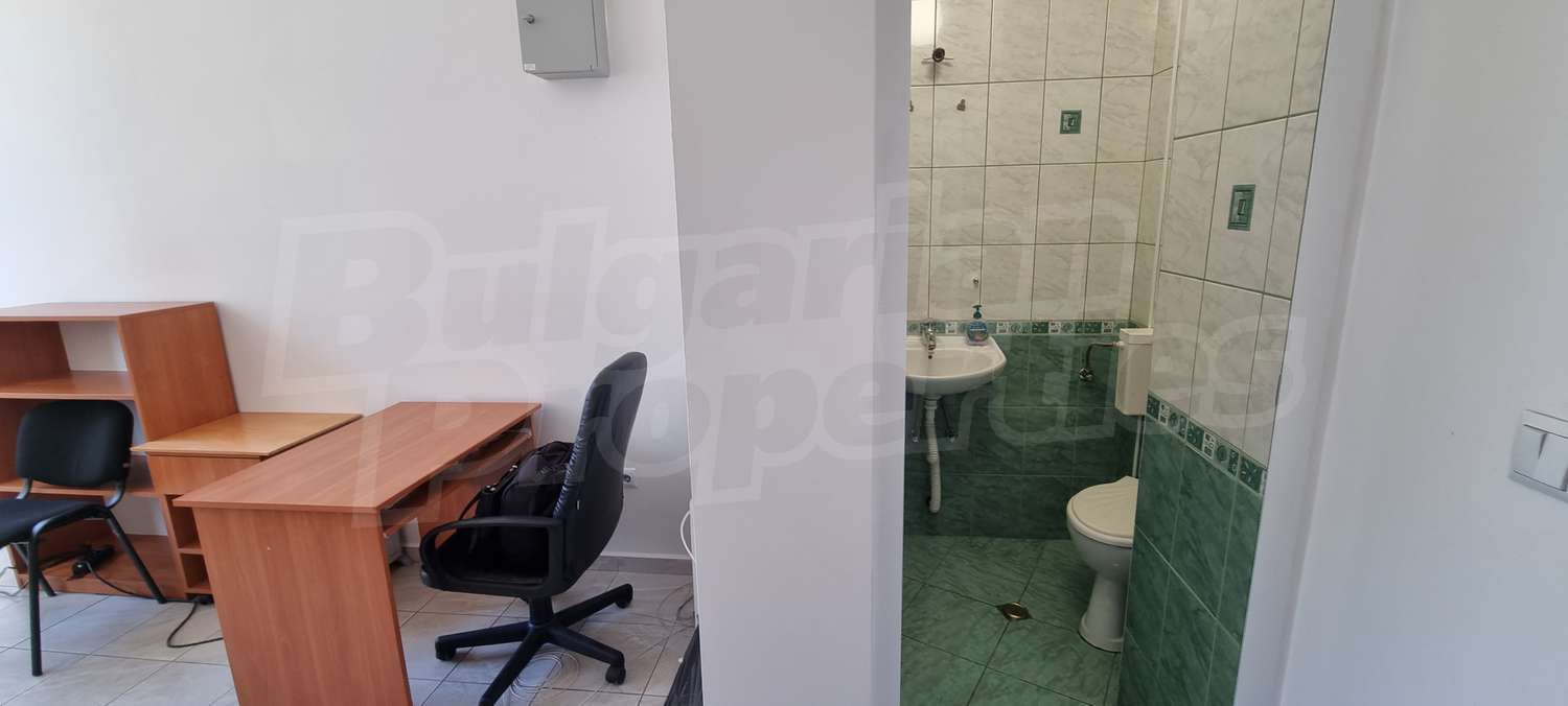 Gallery Picture 2