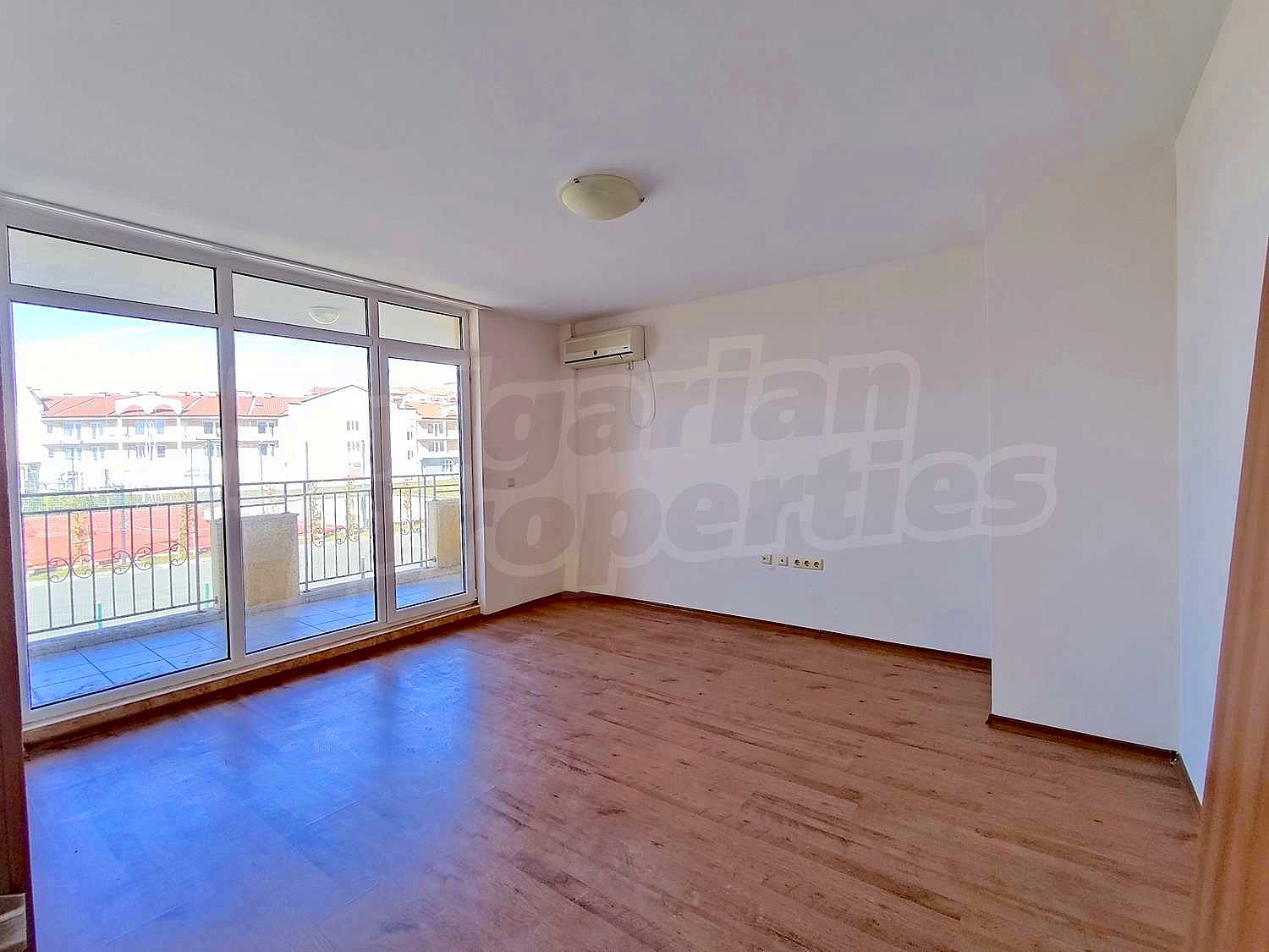 Gallery Picture 3