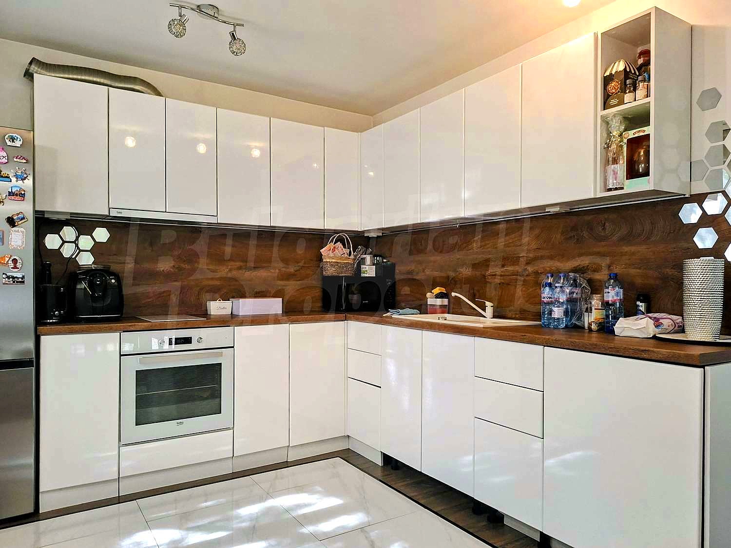 Gallery Picture 2