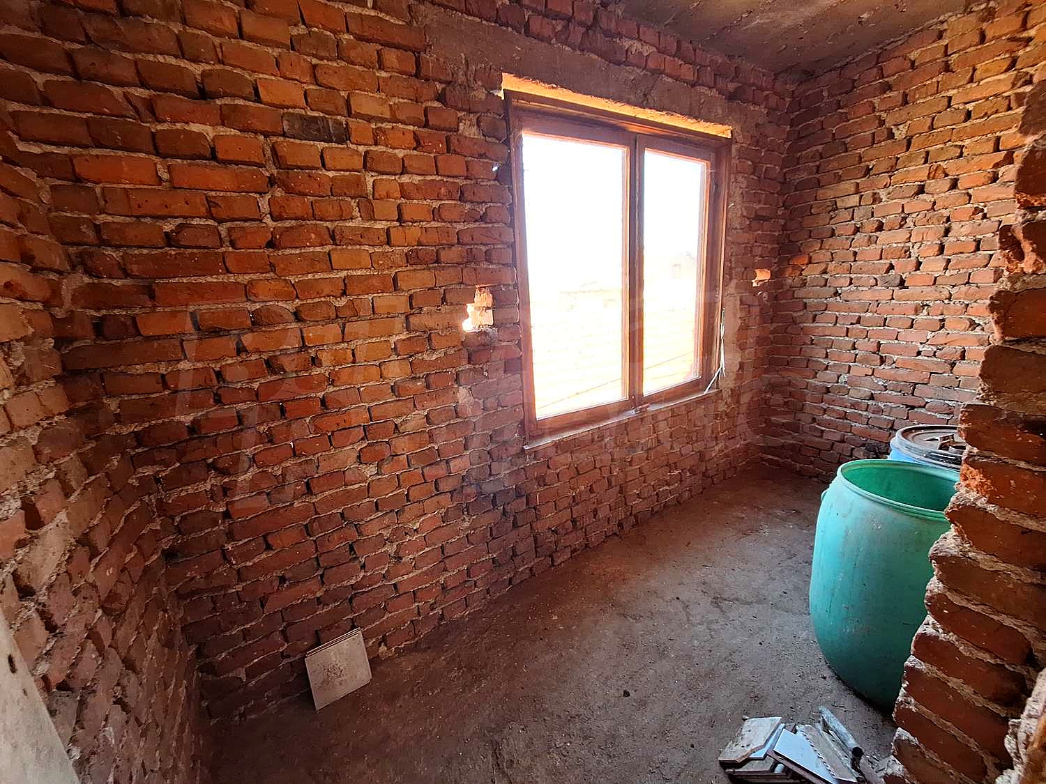 Gallery Picture 16