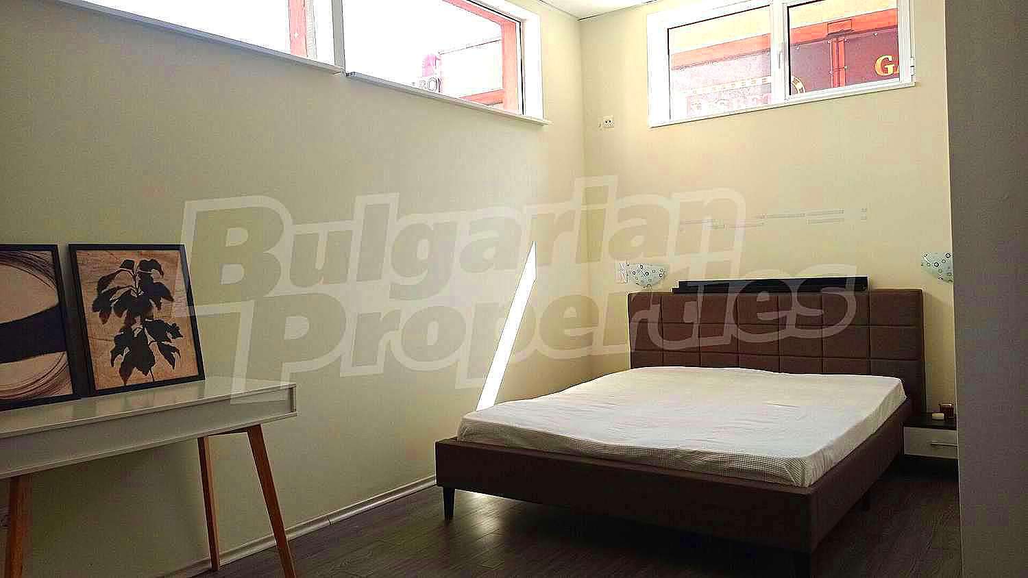 Gallery Picture 6