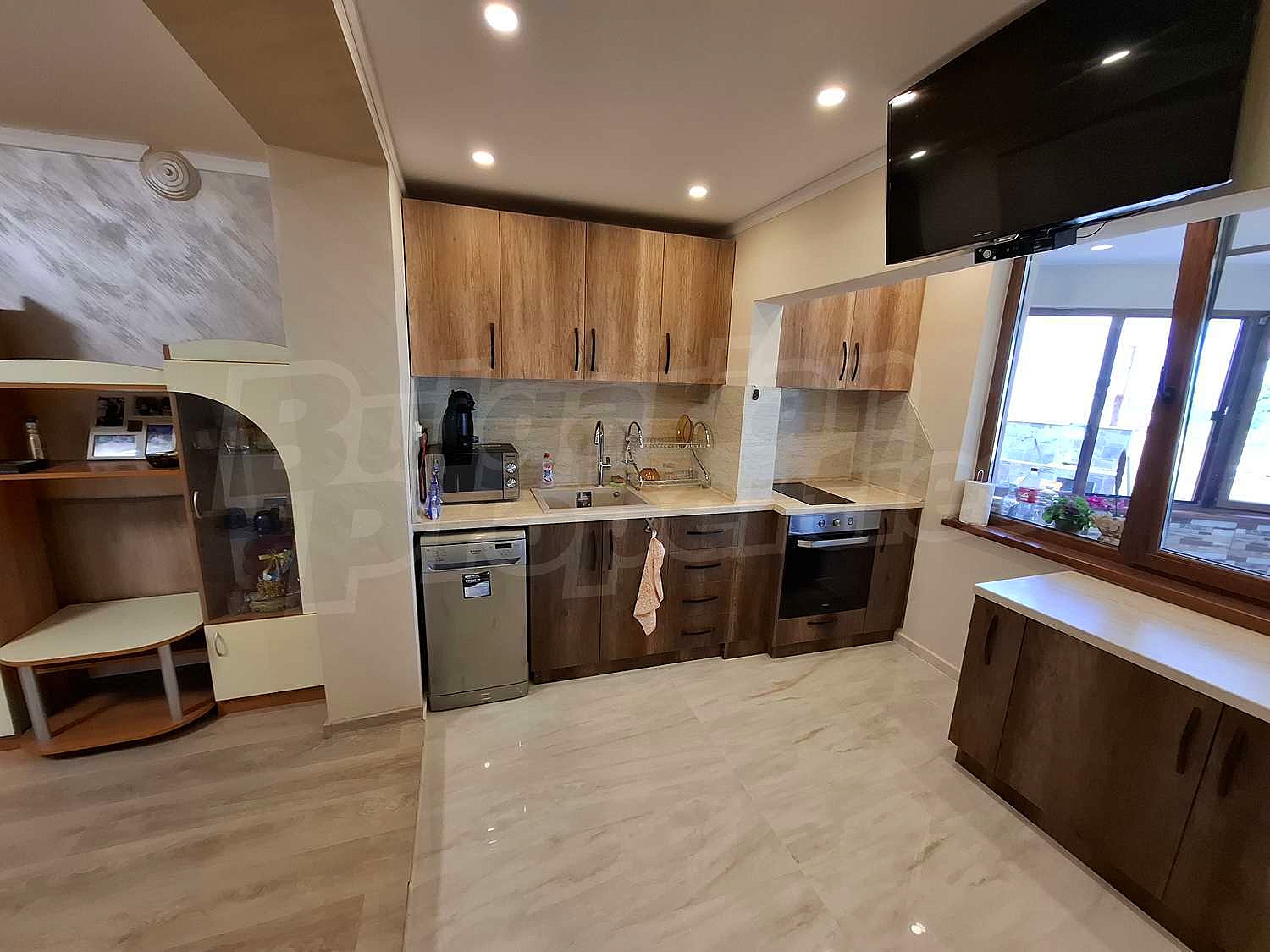 Gallery Picture 5