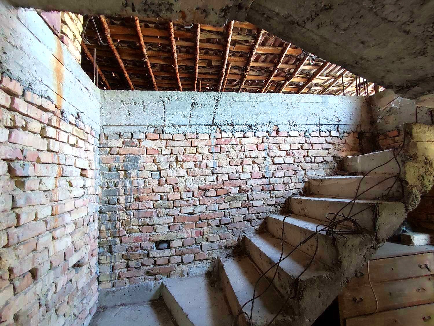 Gallery Picture 7