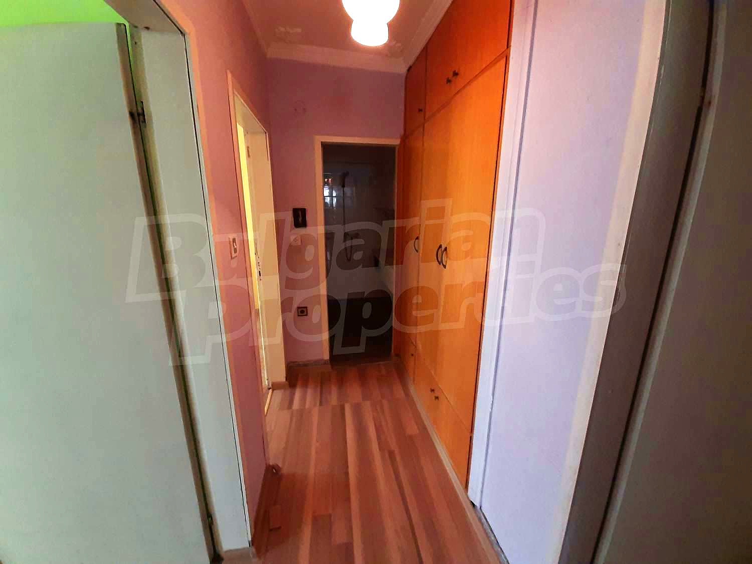Gallery Picture 6