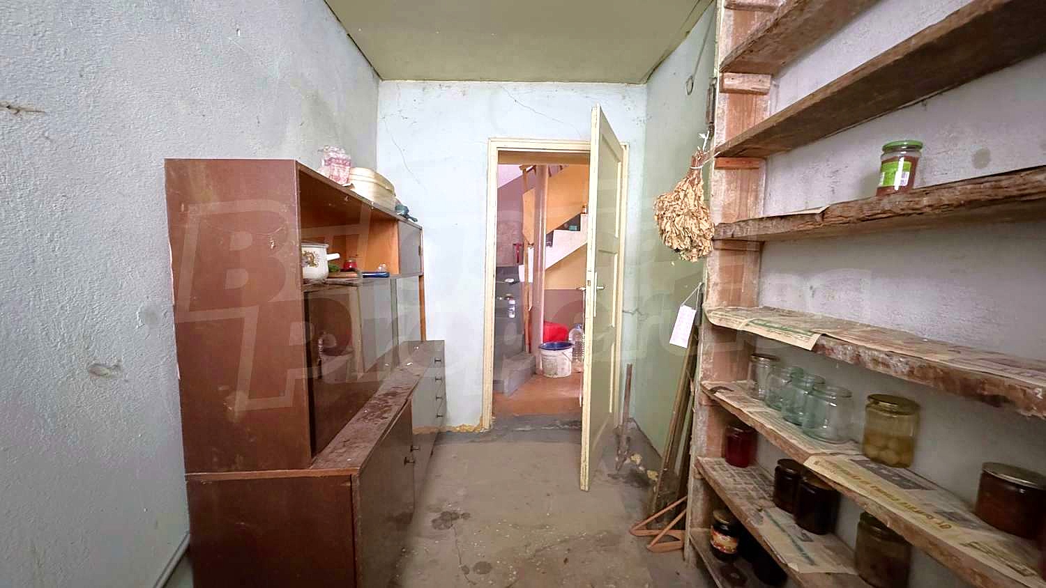 Gallery Picture 12