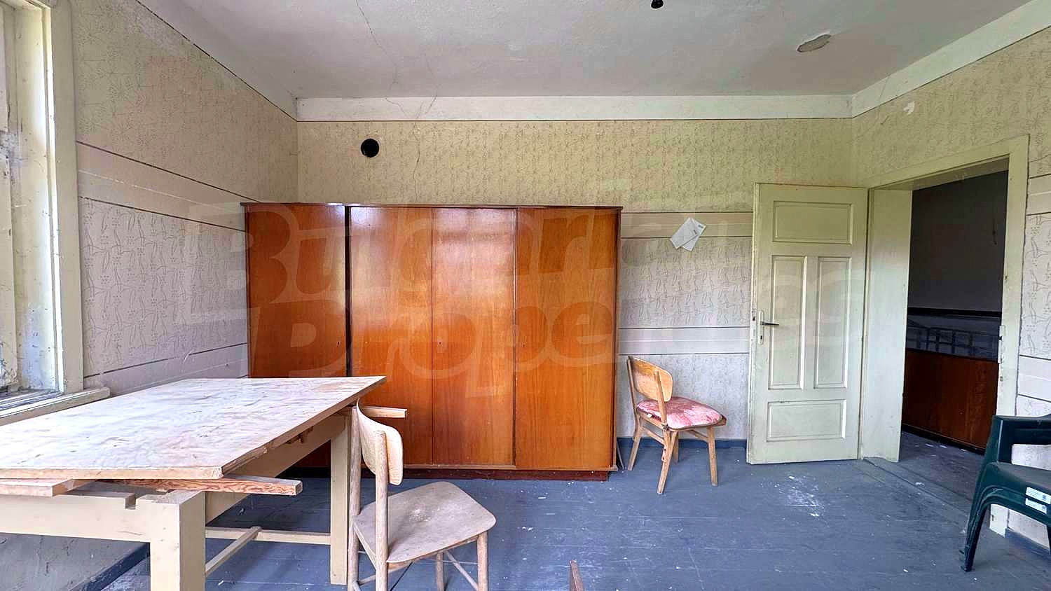 Gallery Picture 16