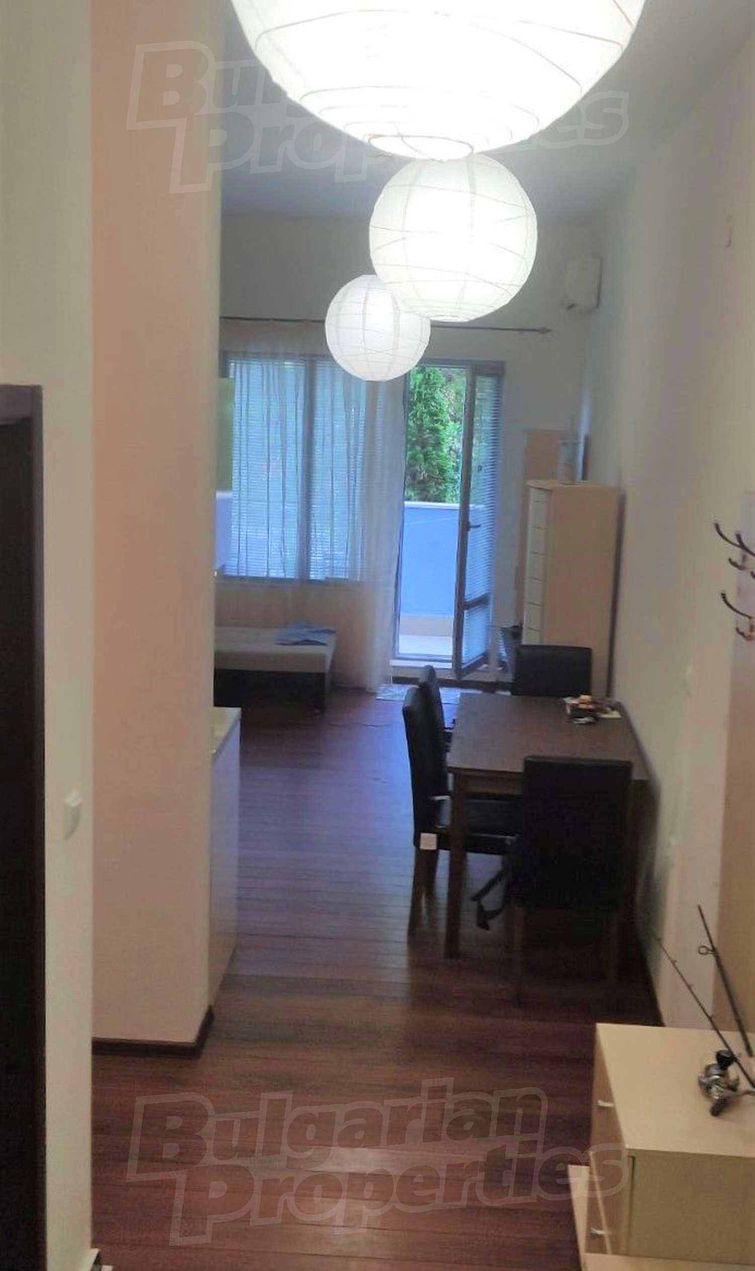 Gallery Picture 2