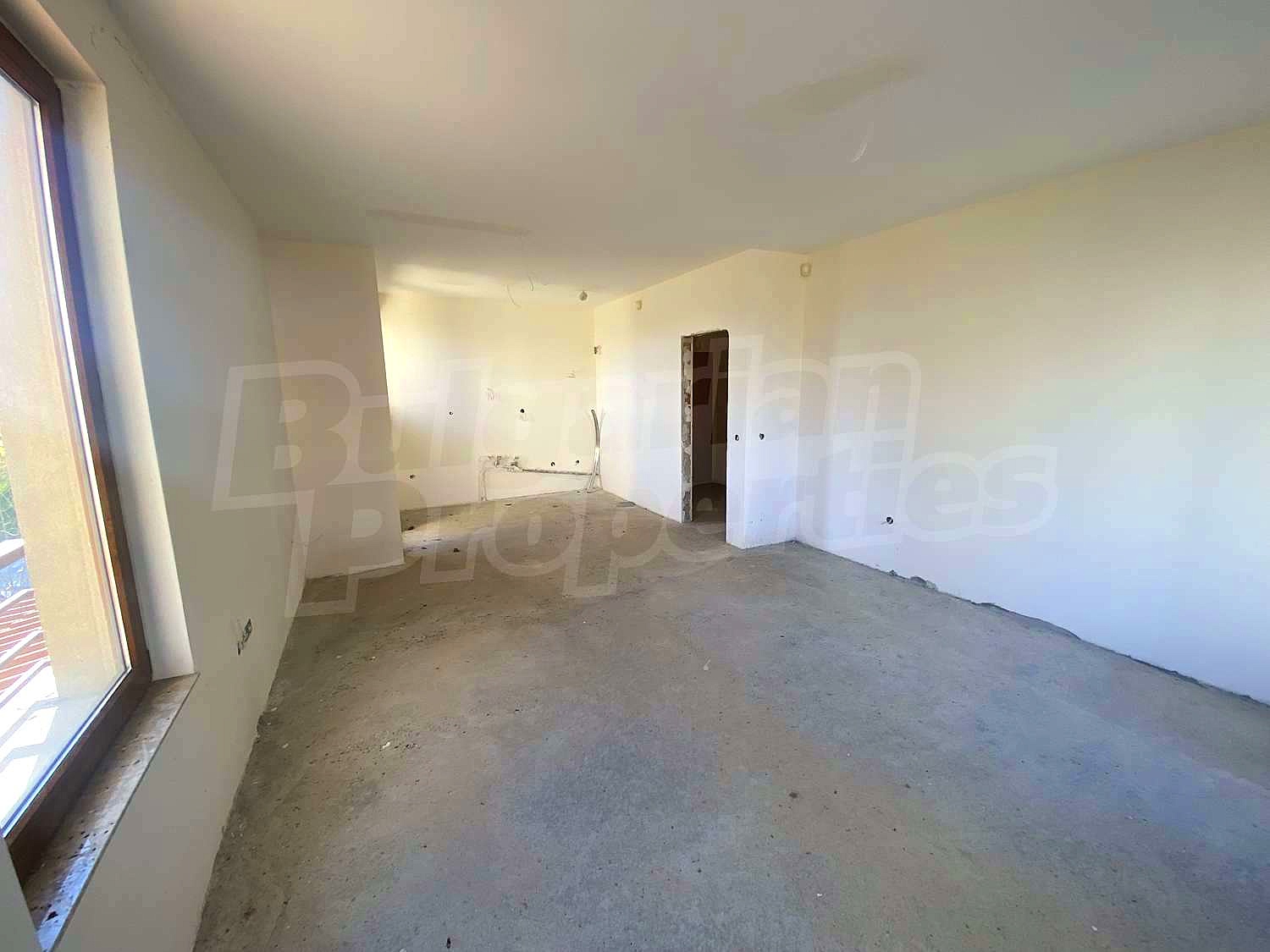 Gallery Picture 12