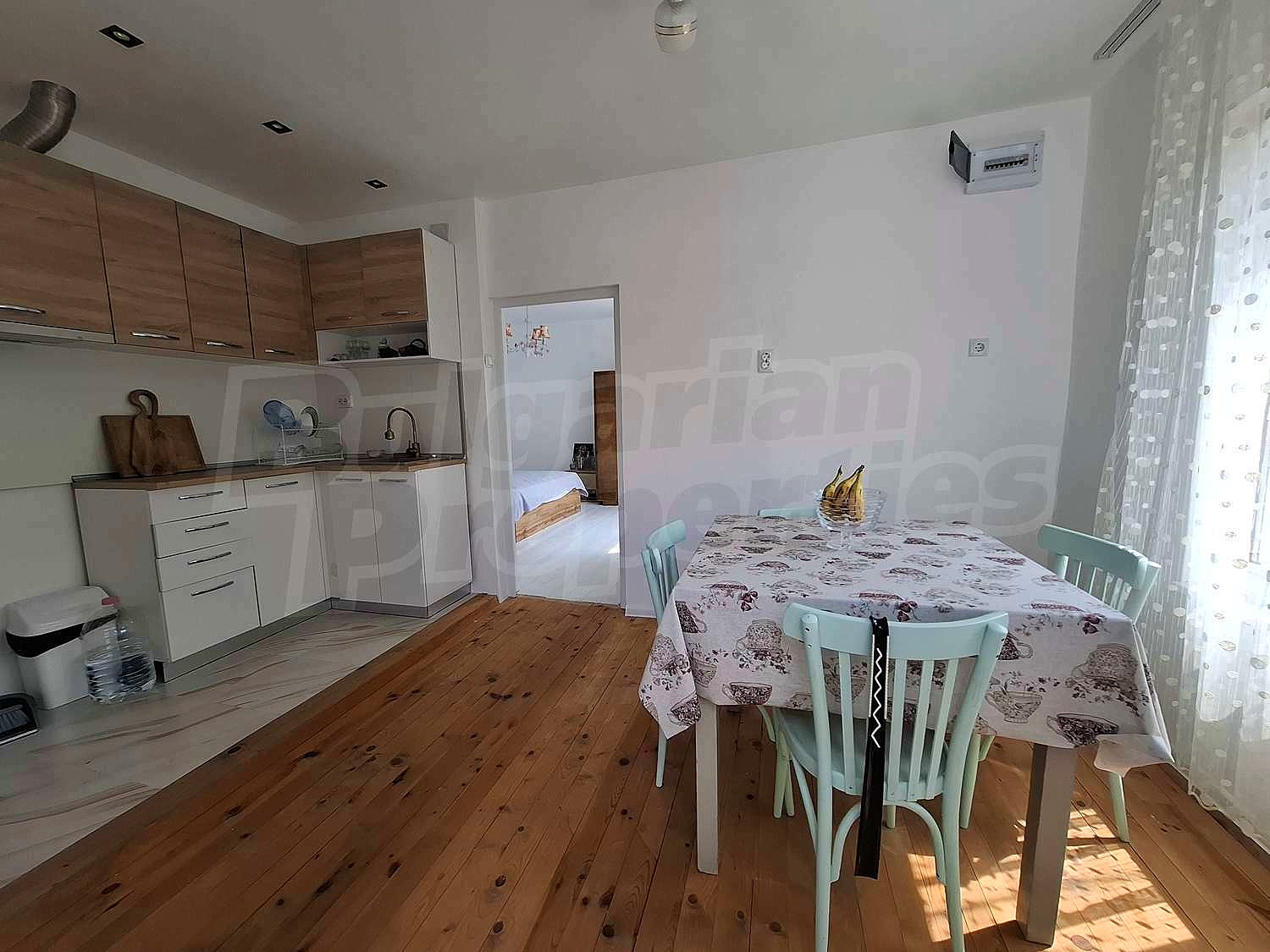 Gallery Picture 3