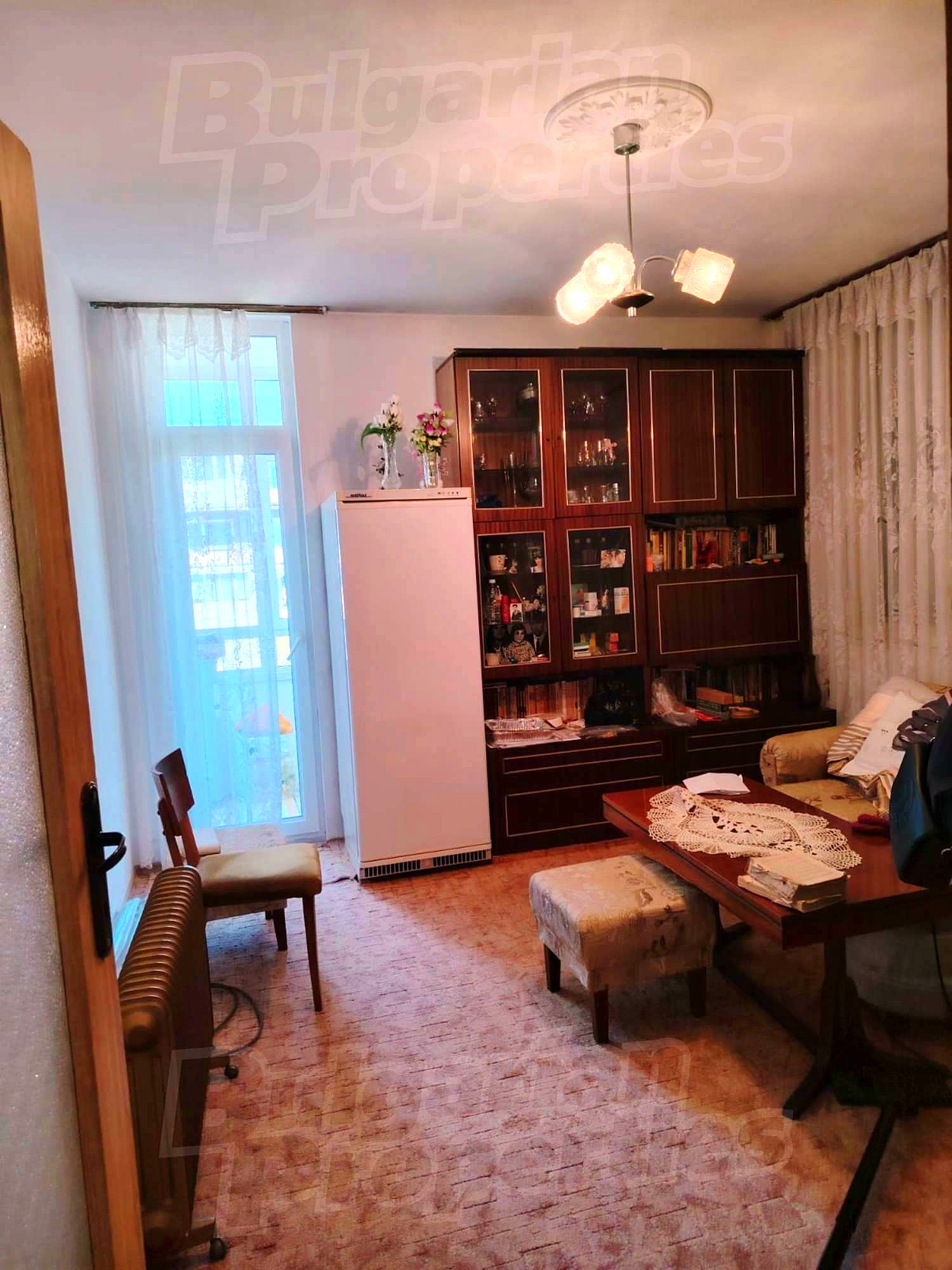 Gallery Picture 2
