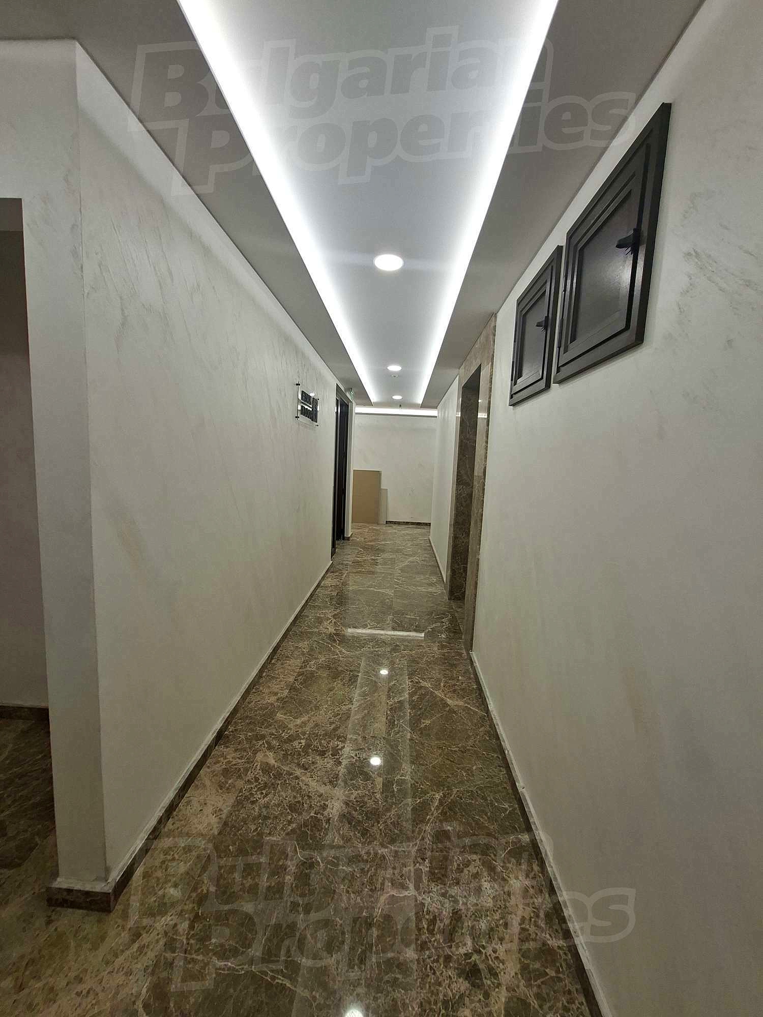 Gallery Picture 3