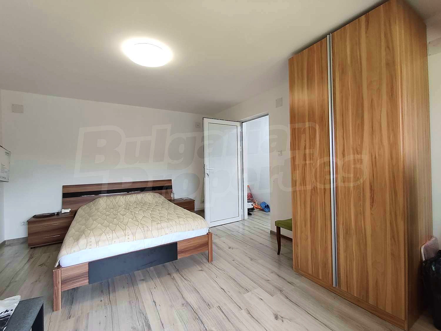 Gallery Picture 5