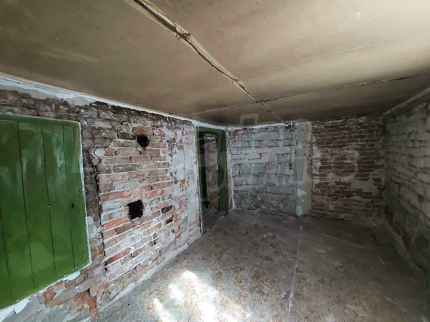 Gallery Picture 32