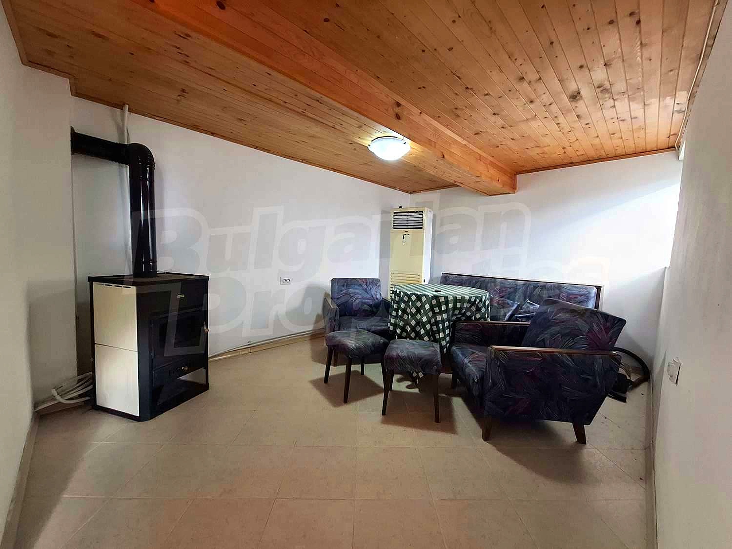Gallery Picture 10