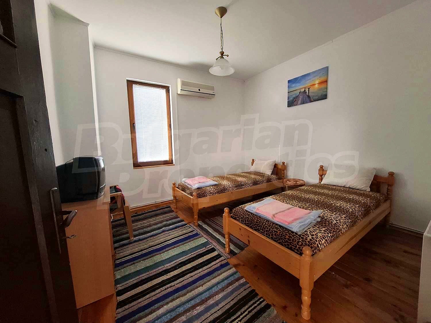Gallery Picture 17