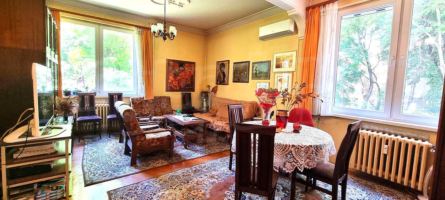 Gallery Picture 1